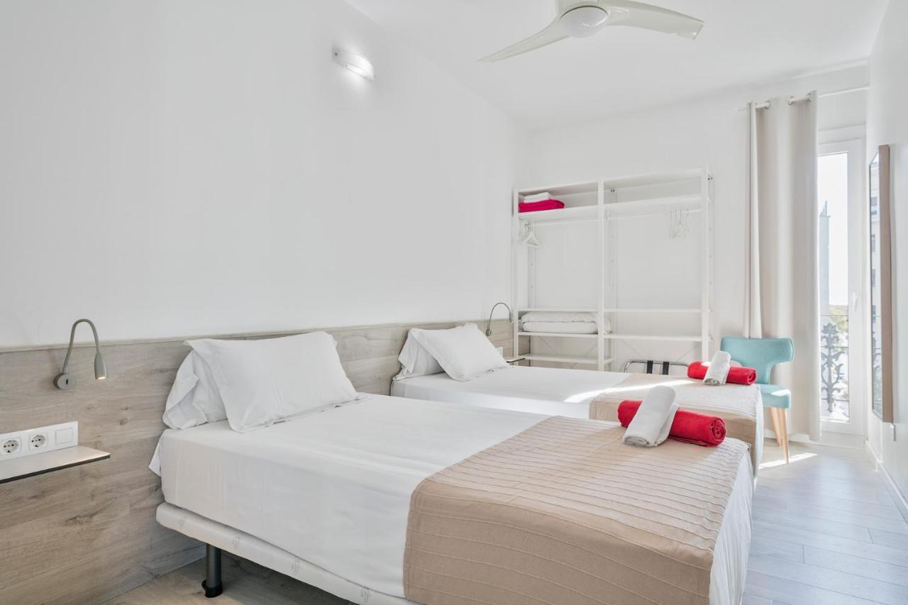 Stay Together Barcelona Apartments Екстер'єр фото