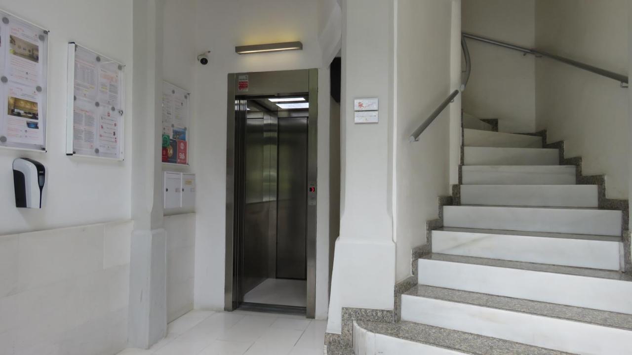 Stay Together Barcelona Apartments Екстер'єр фото